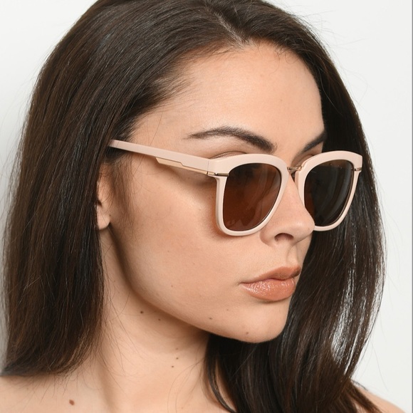 Daisy Sunglasses - Picture 2 of 2